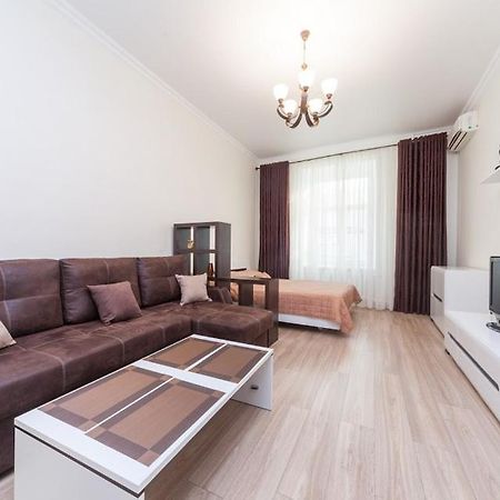 Center, Apartment On Deribasovskaya 10 Oděsa Exteriér fotografie